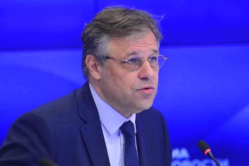 Родион Мирошник сообщил, что Украина может остаться без военной помощи от США