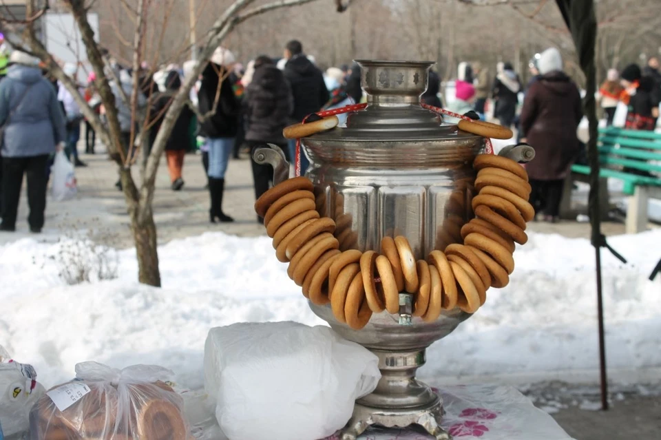 В ДНР провели широкие народные гулянья на Масленицу. Фото: Администрация Шахтерска