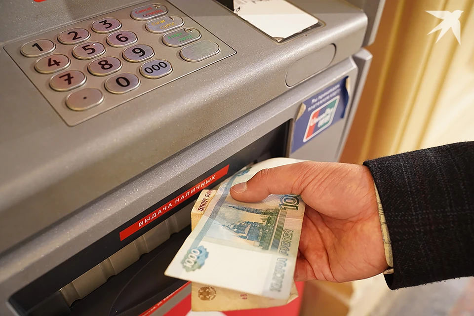 Деньги вернули владельцу, а сам он поблагодарил и полицейских, и отзывчивого честного северянина.