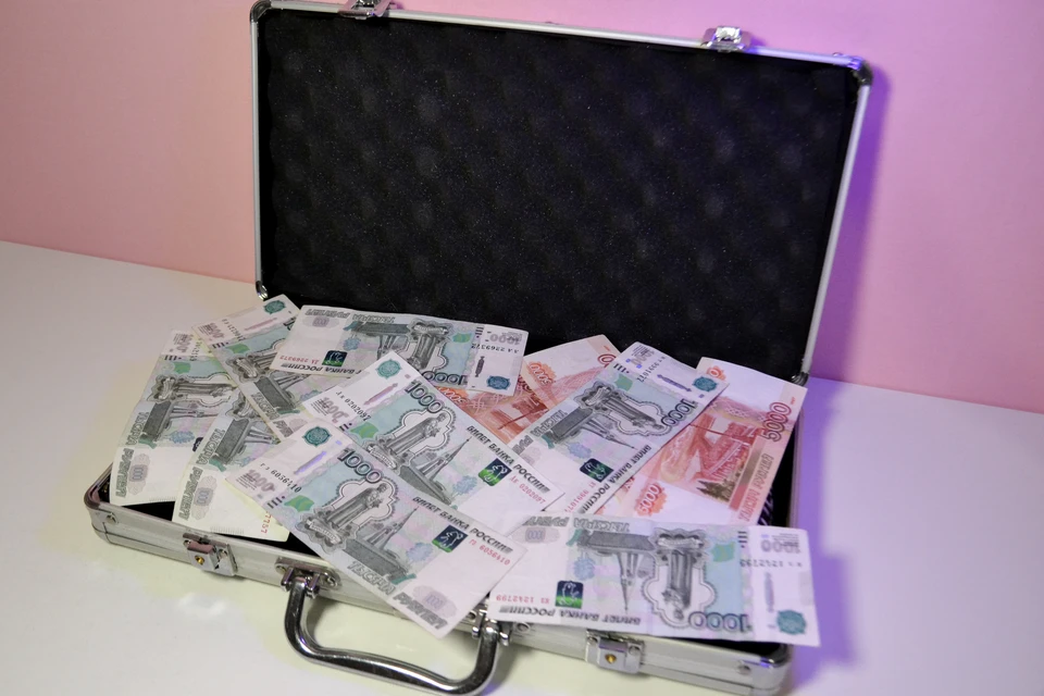 Новосибирских мошенников, выманивших 65 млн рублей, задержали в Москве