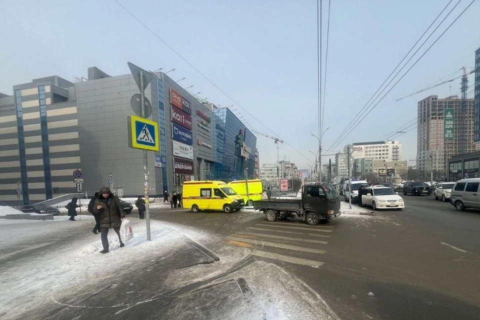 В Новосибирске водитель сбил женщину с коляской на пешеходном переходе. Фото: ГАИ НСО.