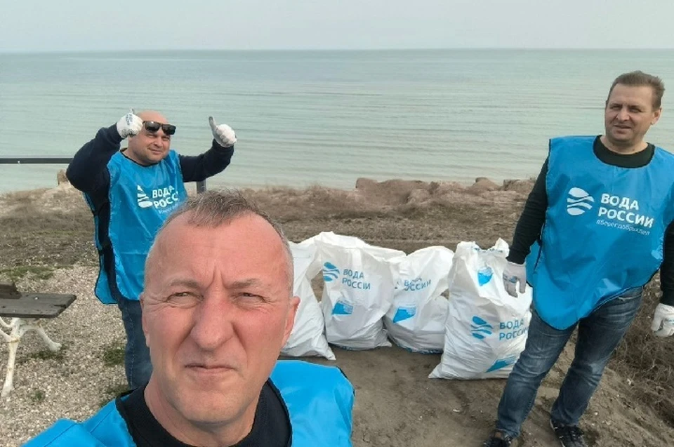 В Геническе Херсонской области от мусора очистили целых два километра береговой линии. ФОТО: минкурортов ХО