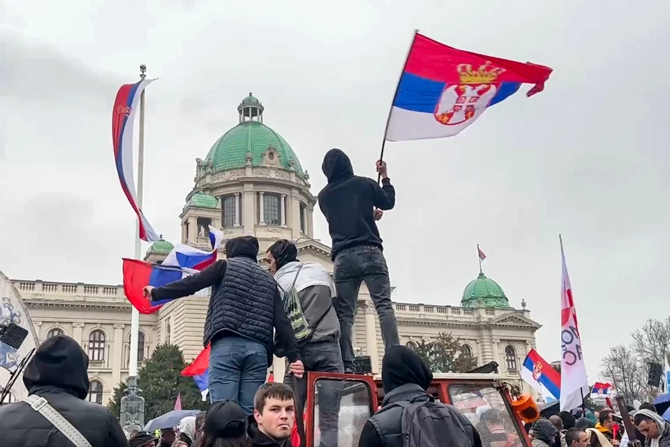 Майдан в Сербии не удался. Фото: Александр Дзюба/ТАСС.