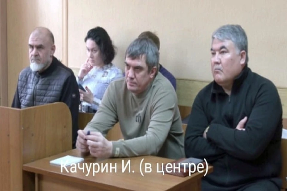 В Новосибирске судят полицейского и его подельника по обвинению в вымогательстве. Фото: Управление судебного департамента Новосибирская область.