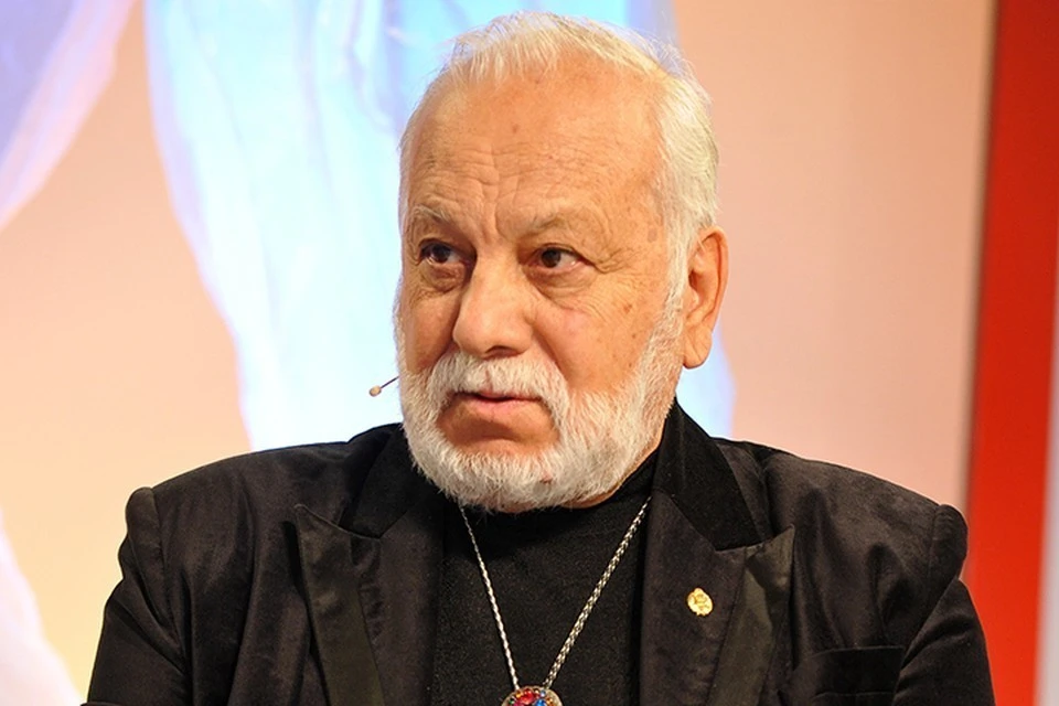 Анита Цой заявила, что Бедрос Киркоров был примером для ее 90-летней матери