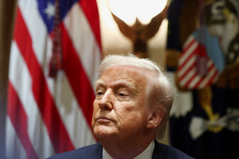 Трамп подписал указ о рассекречивании расследования ФБР о якобы его связи с РФ