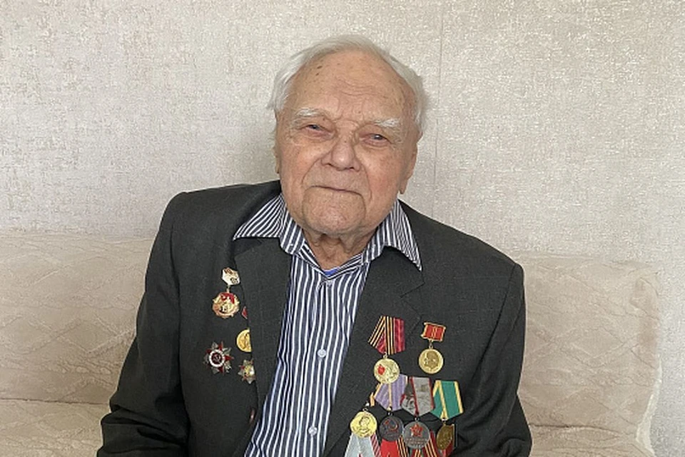 Ветеран поделился своими воспоминаниями. Фото: "Вечерний Барнаул"