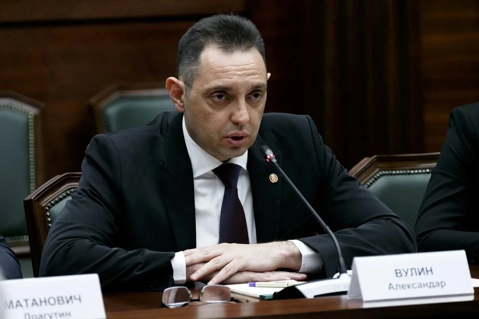 Вице-премьер Сербии Вулин заявил, что продолжит говорить правду под санкциями ЕС