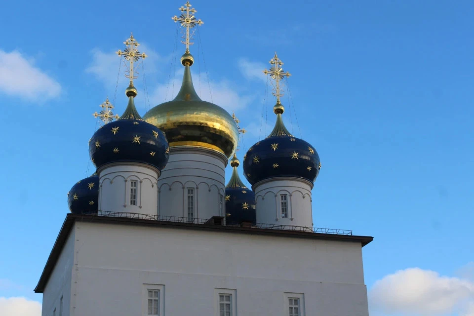 Место, где вера соединяет сердца.