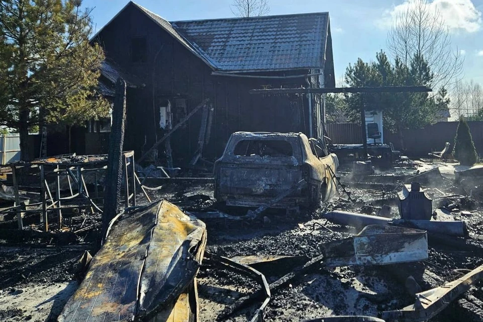 Под Новосибирском случился крупный пожар на садовом участке. Фото: ГУ МЧС по Новосибирской области