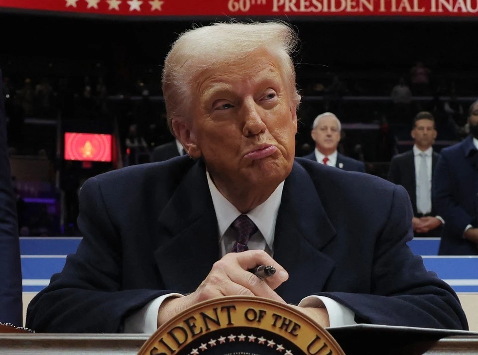 Белый дом ограничил доступ СМИ к мероприятиям с участием Трампа
