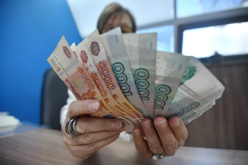 Новосибирские прокуроры заставили дроппера вернуть пенсионерке 540 тысяч