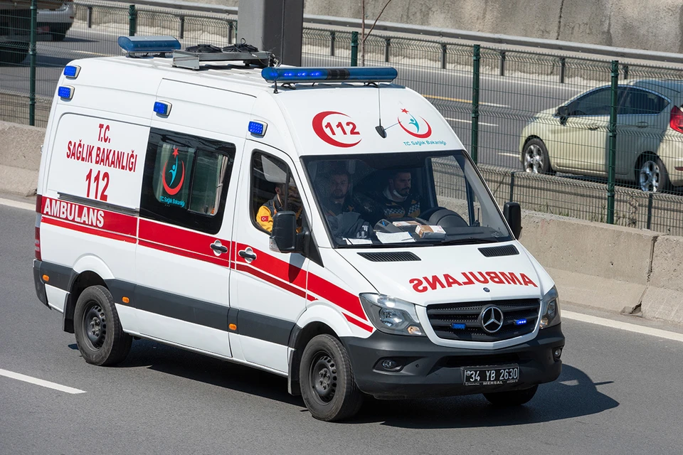 В Генконсульстве РФ рассказали о состоянии туристов после происшествия с автобусом в Анталье