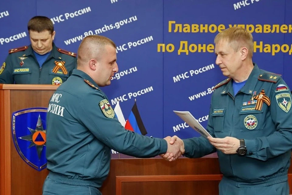В Главном управлении МЧС России по ДНР наградили пожарных. Фото: МЧС России по ДНР