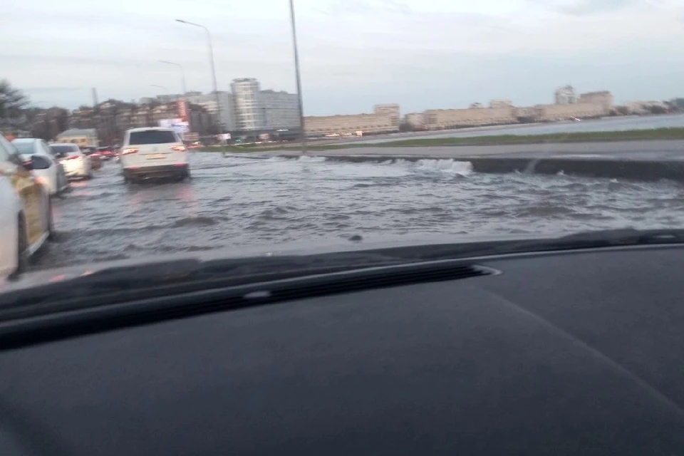 Движение на участке затруднено. Фото: "Мегаполис"