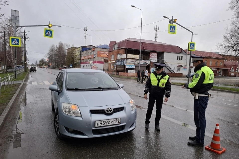 По факту ДТП проводится проверка. Фото: Госавтоинспекция Невьянска
