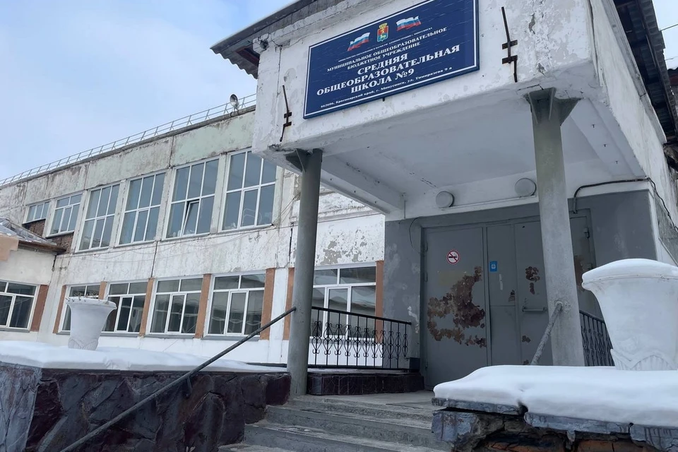 В Минусинском районе подрядчик срывает сроки ремонта двух школ. фото: прокуратура