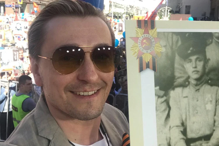 "Бессмертный полк" в семьях звезд: родители Газманова прошли войну, дед Безрукова воевал с 19 лет, прадед SHAMAN награжден медалями
