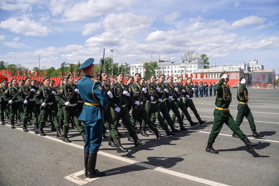 На площади Куйбышева 9 мая пройдет военный парад