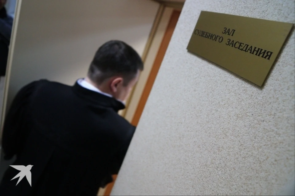 Сотрудница музея ИЗО подаёт в суд на врачей
