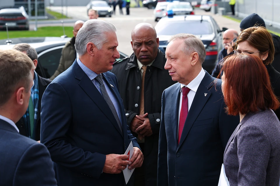Президент Республики Куба Мигель Диас-Канель Бермудес встретился с с губернатором Северной столицы Александром Бегловым и председателем Законодательного Собрания Александром Бельским Фото: gov.spb.ru
