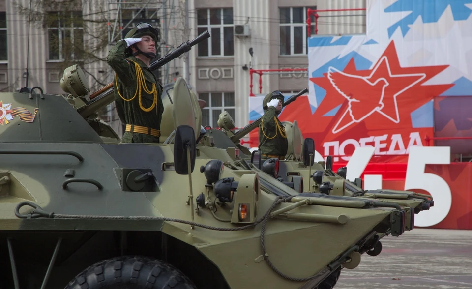 В Параде Победы примет участие более 20 пеших колонн и военной техники.