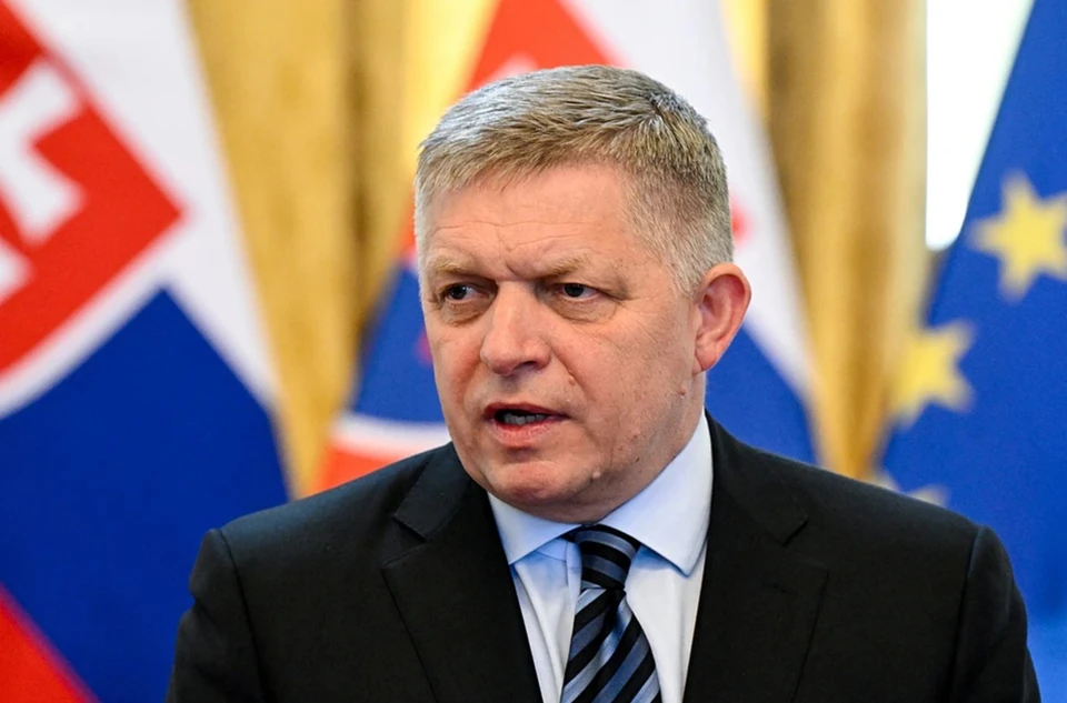 Фицо заявил, что Эстония запретила ему перелет в РФ над территорией республики