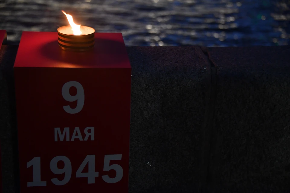 На Украине утром 9 мая лидируют запросы, связанные с Днём Победы