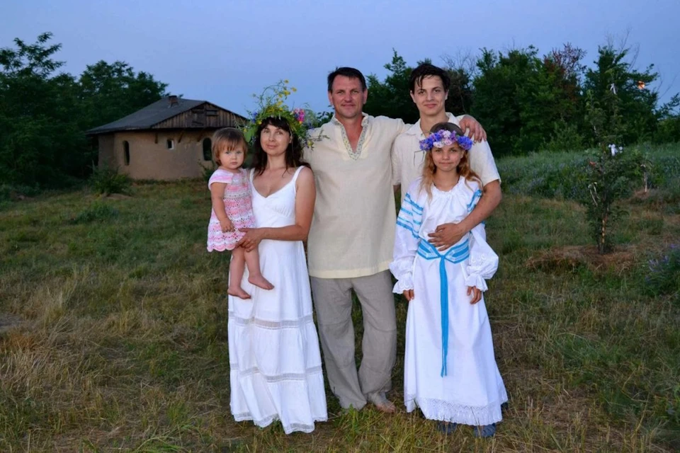 Дончане вернулись с Кипра, основать родовое поместье.