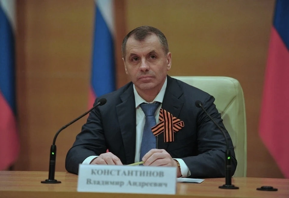 Константинов призвал Запад остановить эшелоны с оружием для Украины