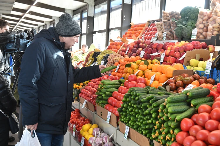 Золотые картофель, помидоры и огурцы: Почему на Кубани овощи дороже, чем в целом по России