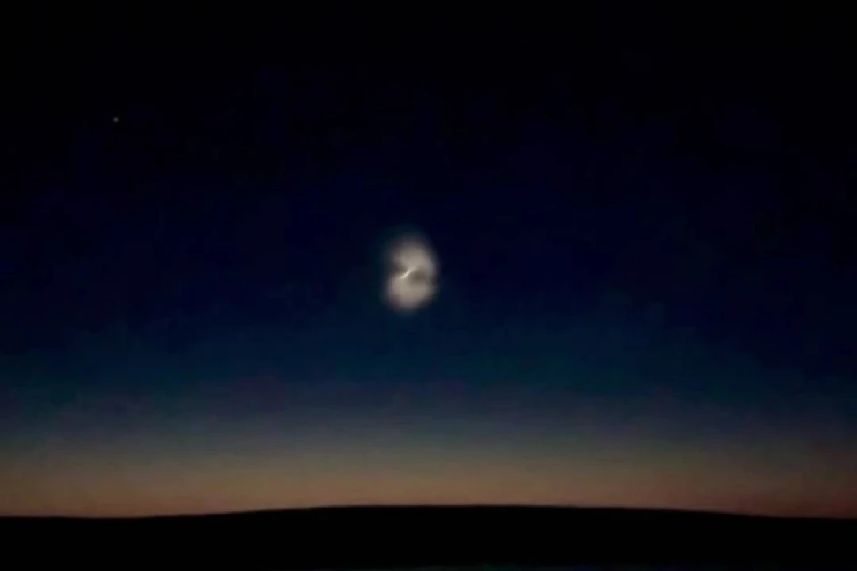 «Суету» в небе навела ракета Falcon-9. Фото: очевидца Екатерины Х.