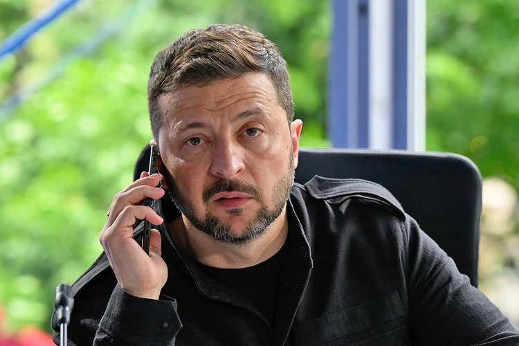 Зеленский собрался в Ватикан на инаугурационную мессу Папы Льва XIV: зачем ему это надо