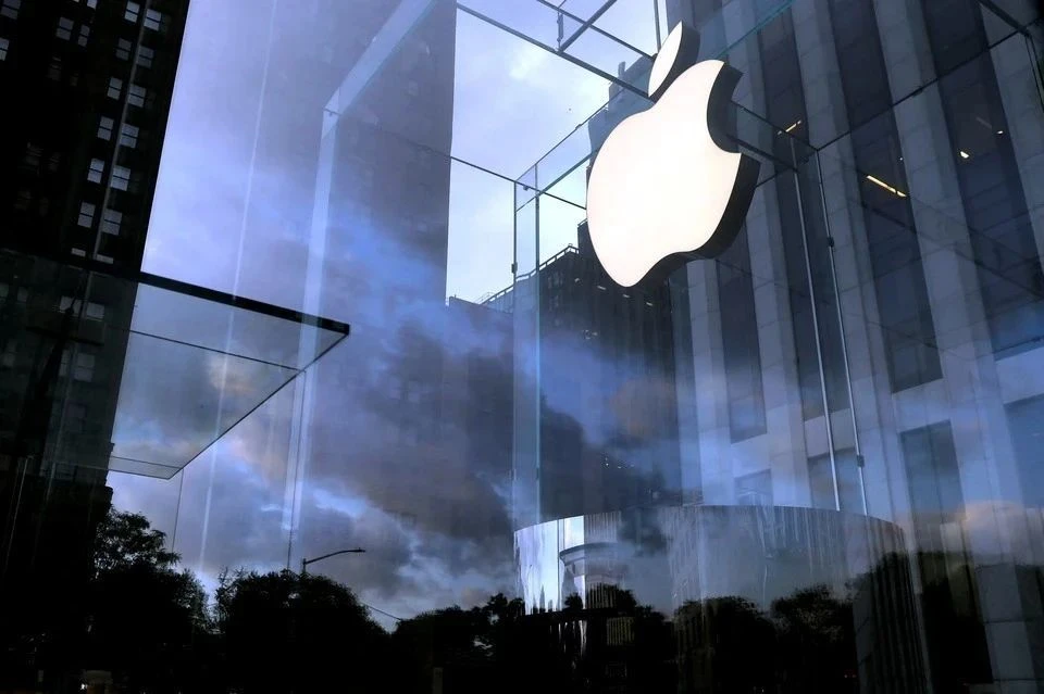 Суд в четвертый раз за сутки оштрафовал Apple