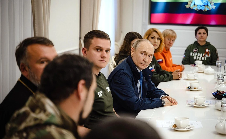 Путин: священнослужители всех традиционных конфессий России помогают на ЛБС