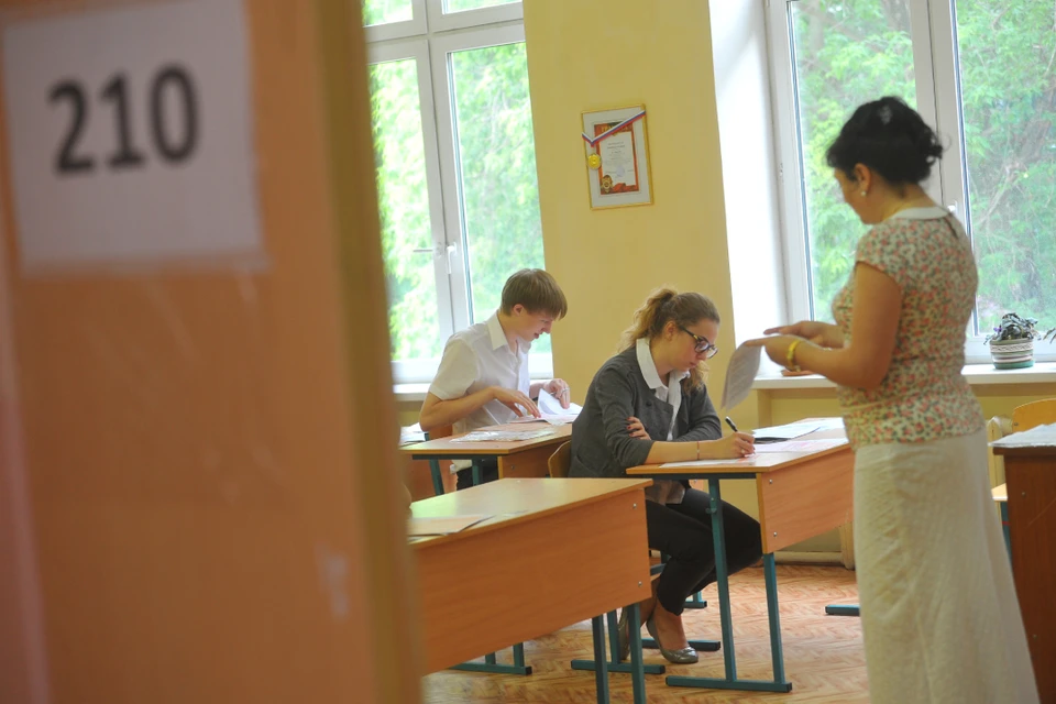 В Иркутской области девятиклассники приступили к сдаче ОГЭ.
