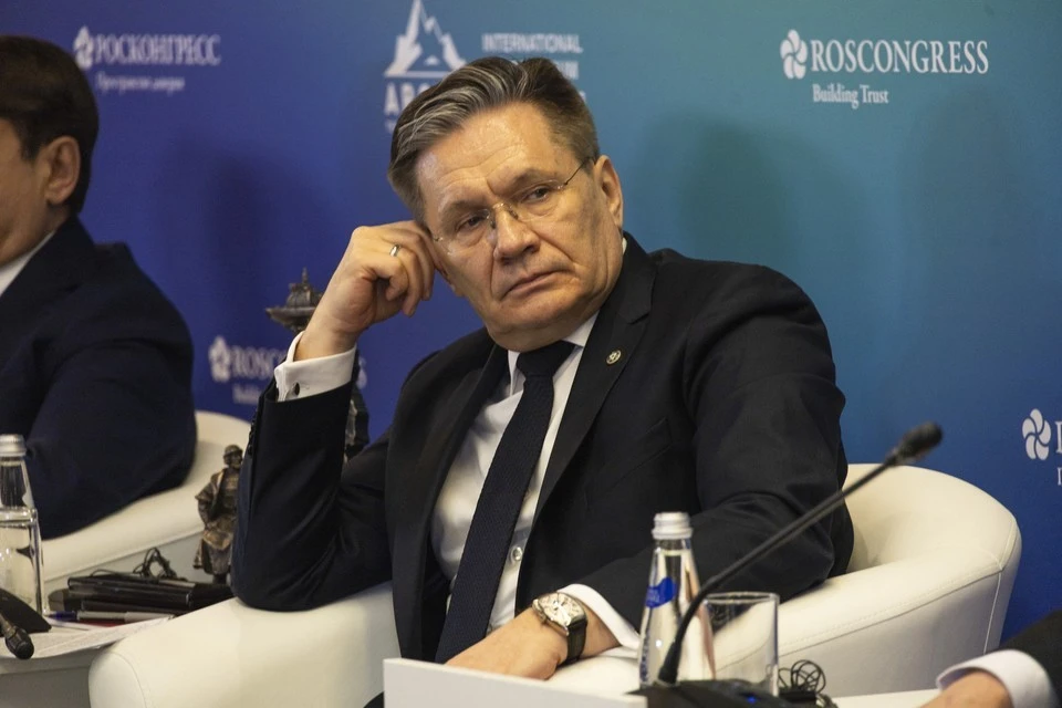 Лихачев заявил, что сейчас идет судебное разбирательство насчет остановки строительства АЭС «Хинхикиви»