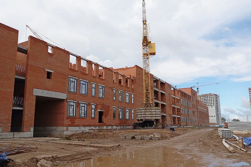 Так здание строящейся школы выглядело в августе 2024 года. Фото: Горсовет Уфы