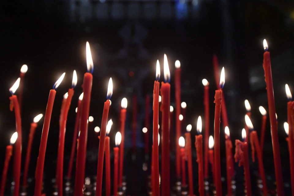 Пенсионерка, работающая воспитателем в детском саду, упала и сломала ногу.