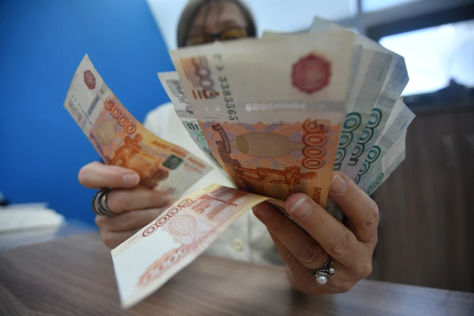 Димитровградцы решили заказать мебель и лишились 100000 рублей