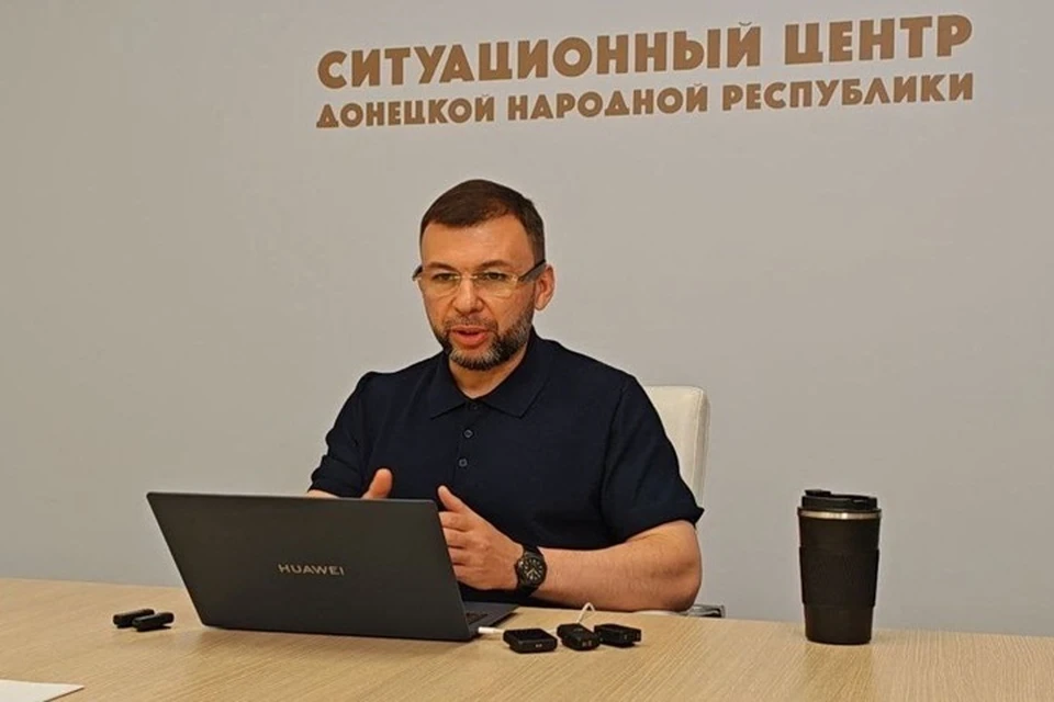 Денис Пушилин обсудил с жителями ДНР актуальные темы образования и социальной сферы. Фото: Сайт Главы ДНР