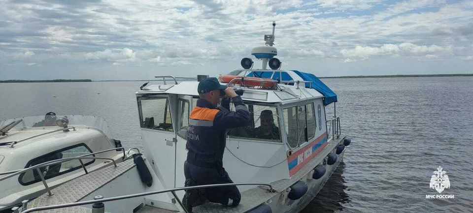 В Нанайском районе продолжаются поиски пропавших на Амуре рыбаков Фото: МЧС Хабаровского края