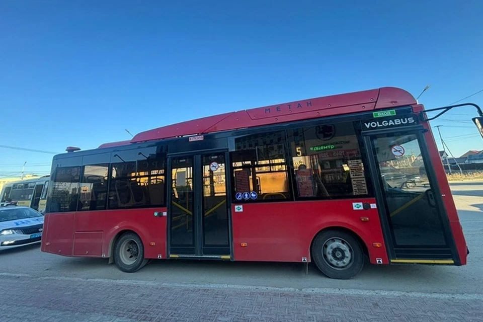 Девочка получила травмы в автобусе Якутска. Фото: ГАИ Якутска