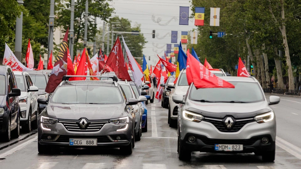 Участникам автопробега на 9 мая, в Кишиневе была гарантирована полная поддержка со стороны полиции. Фото:соцсети
