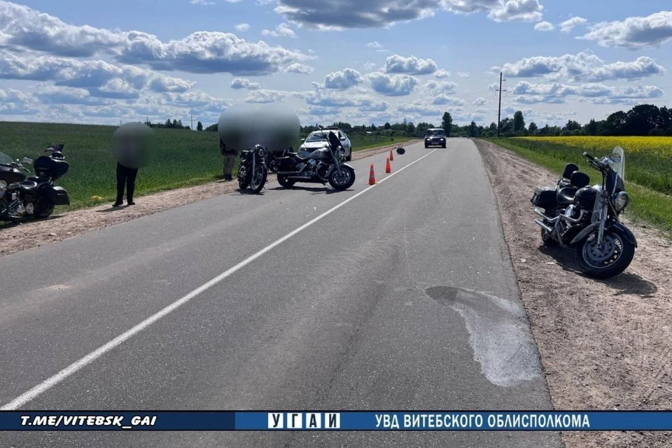 Два человека пострадали в массовом ДТП с четырьмя мотоциклами в Витебском районе. Фото: телеграм-канал ГАИ Витебской области