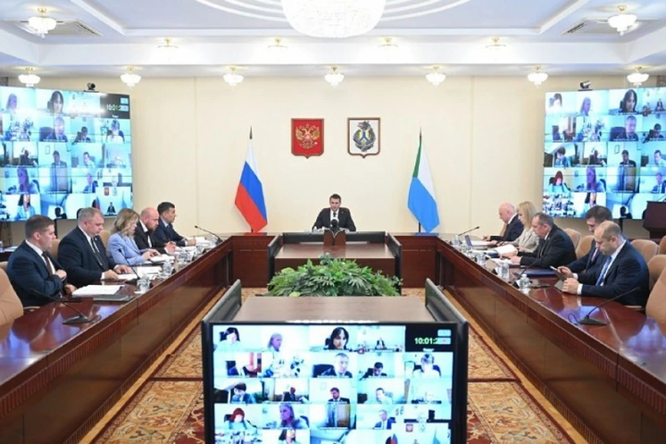 Дмитрий Демешин провел заседание президиума регионального правительства