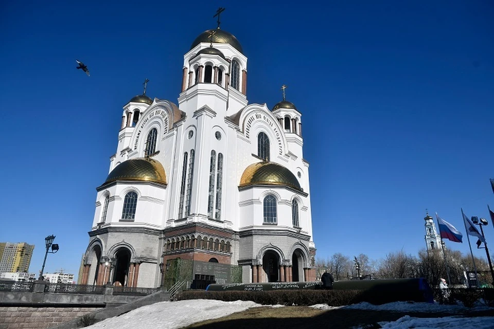 В Екатеринбурге в Храм-на-Крови привезут ковчег с мощами