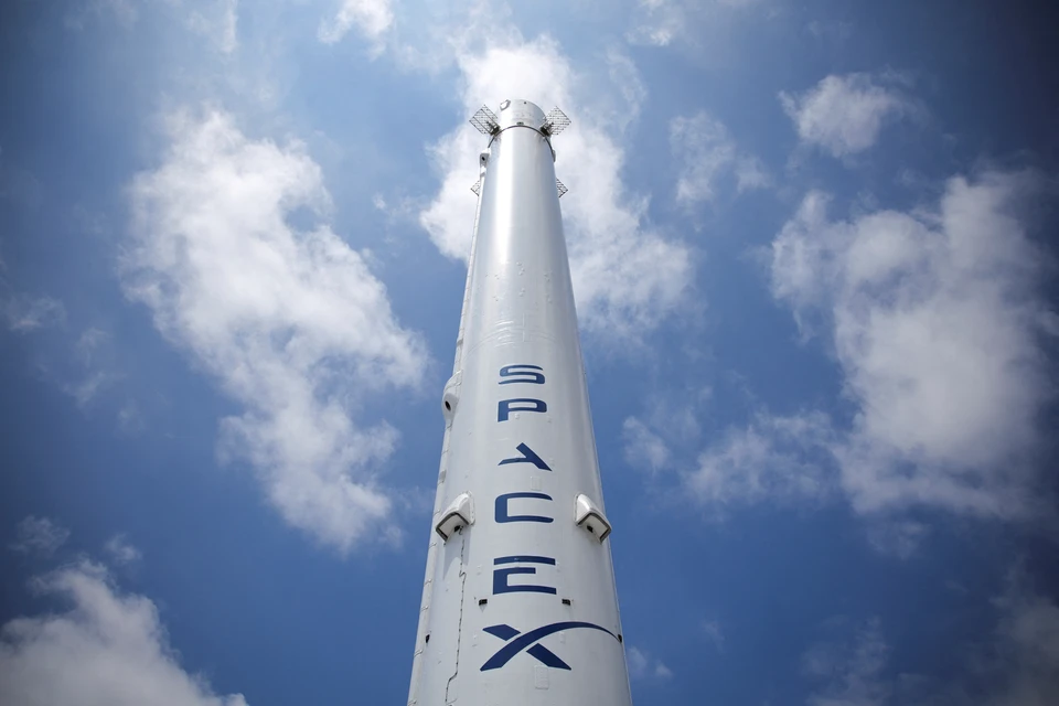 Newsweek: отмена контракта SpaceX грозит США зависимостью от России