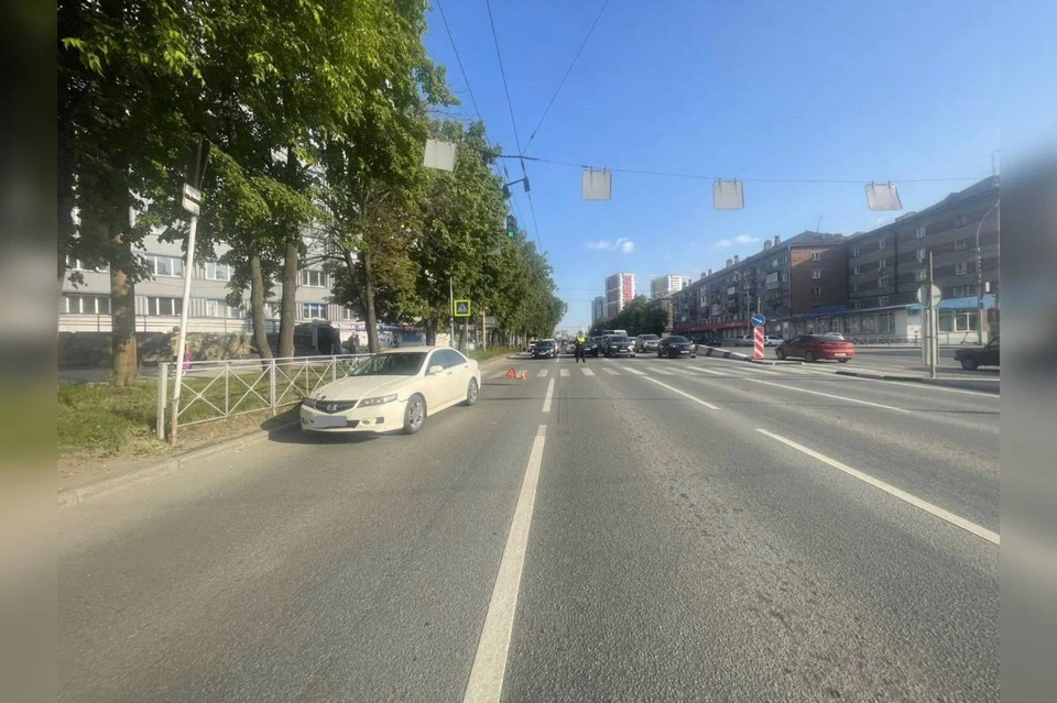 В Новосибирске женщина за рулём иномарки сбила подростка на электросамокате. Фото: ГАИ Новосибирска