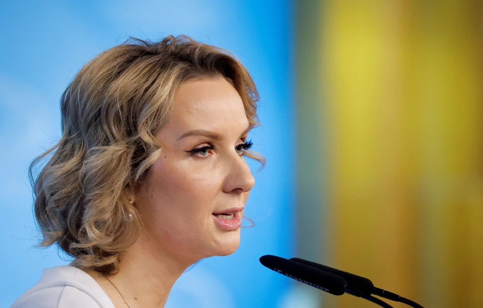 Львова-Белова предложила повысить планку многодетности.